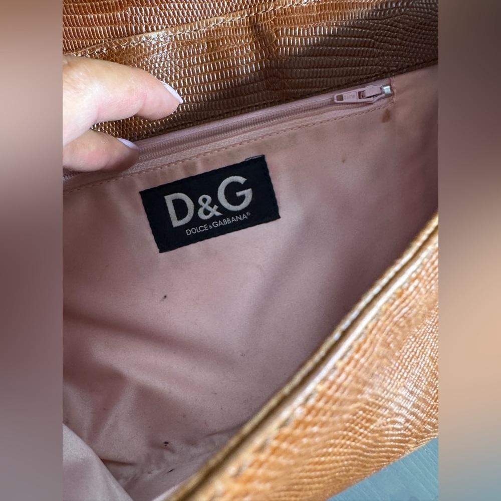 Dolce & Gabbana Brown Textured Leather Shoulder Bag with Dark Brown Handle - Picture 4 of 12